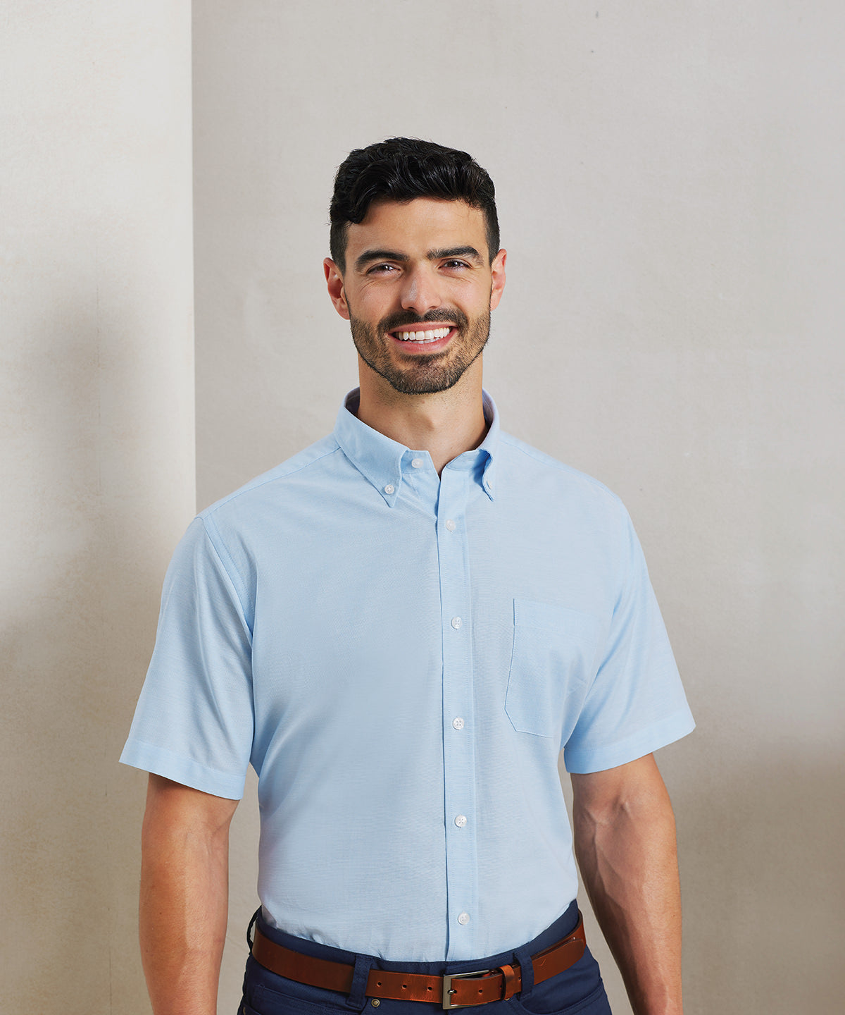 Signature Oxford short sleeve shirt — lifestyle