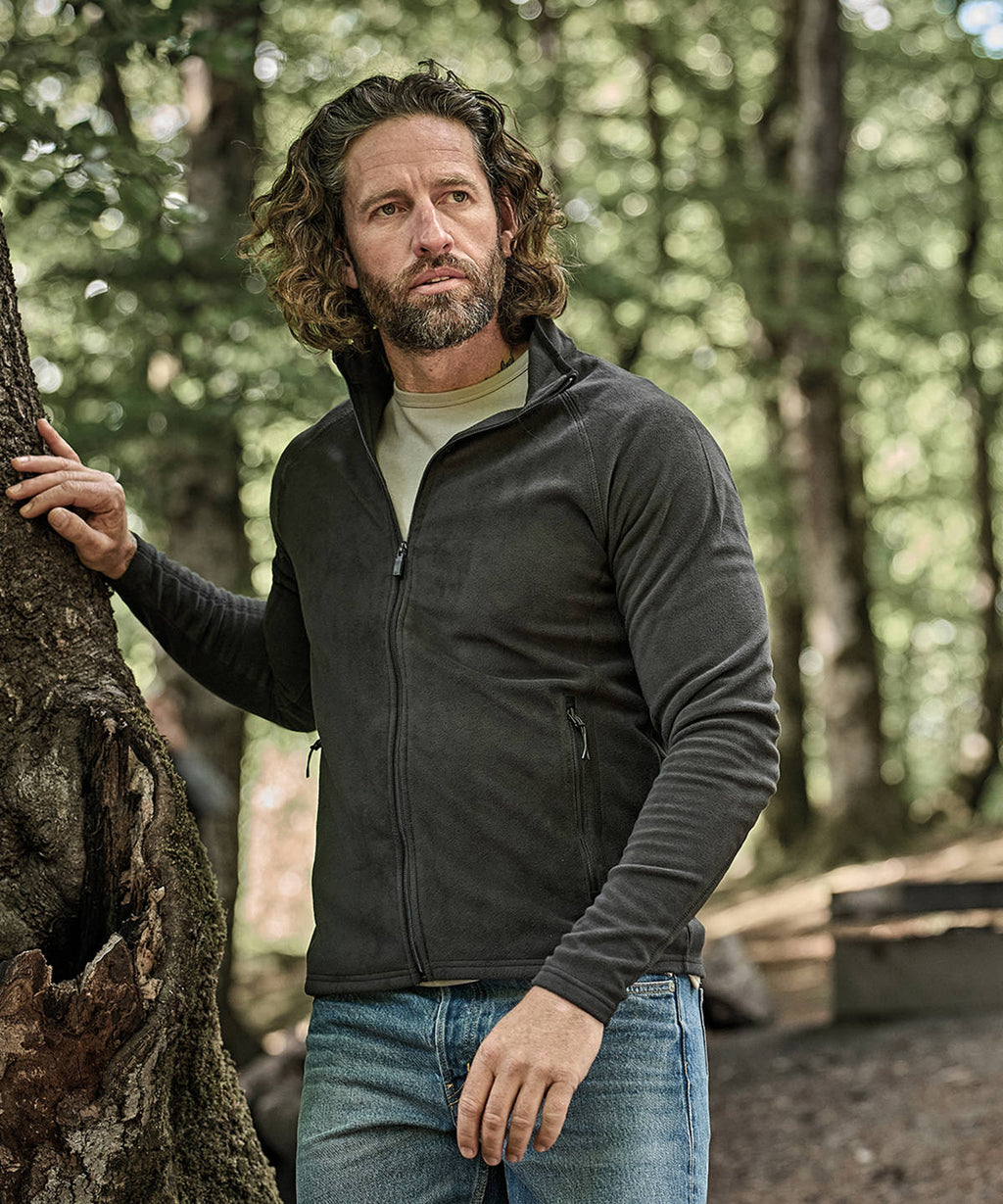 Active fleece (9160) — lifestyle