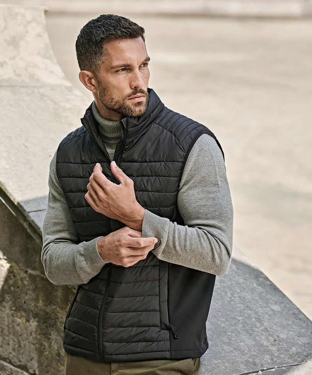 Crossover bodywarmer (9624) — lifestyle