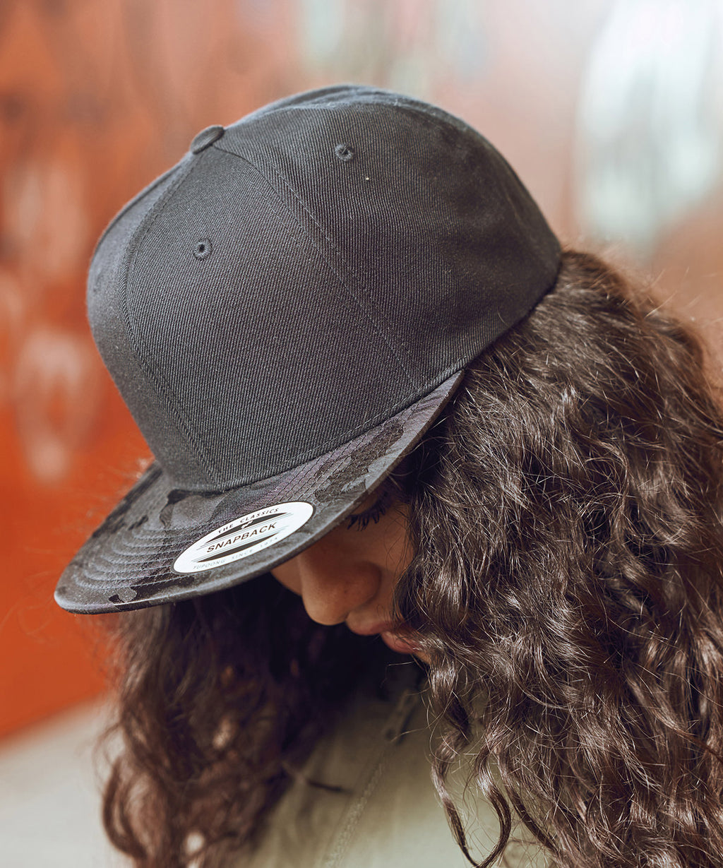 Camo visor snapback (6089CV) — lifestyle