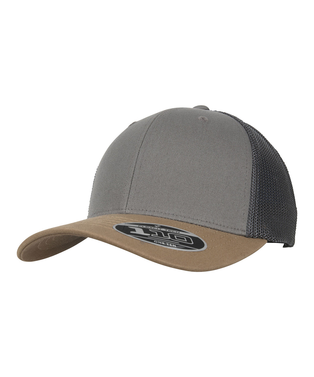 110 trucker (110T) — lifestyle