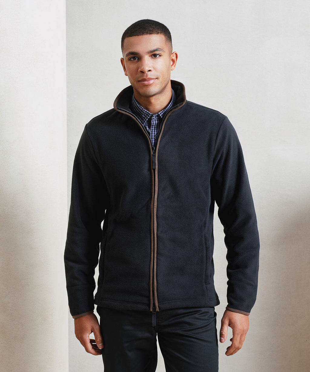 PR823 — lifestyle