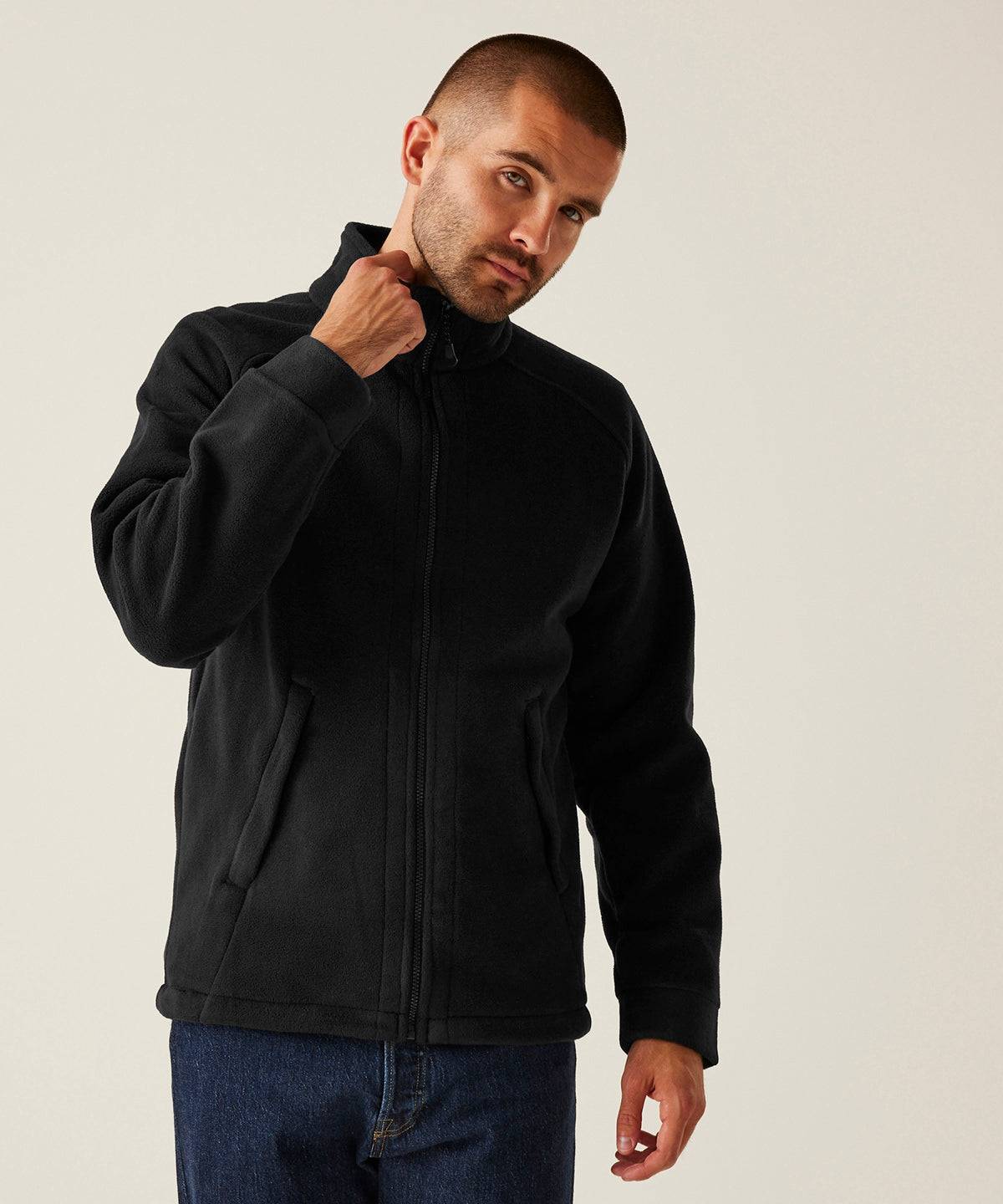 RG128 — lifestyle